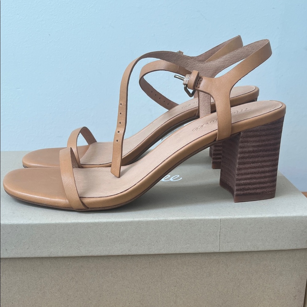 Madewell sandals light brown never worn seize 8.5